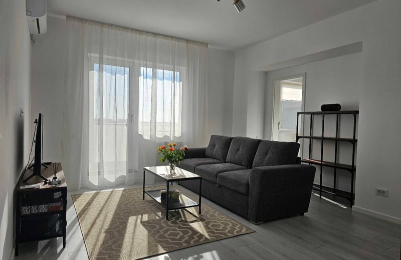 Аренда современной 2-комнатной квартиры, 53 м², возле метро Паций, сектор 6, Бухарест, Румыния